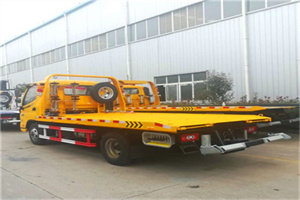 雨城区附近拖车救援搭电